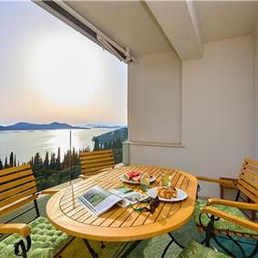 2 bedroom villa with pool, Orasac near Dubrovnik, sleeps 4
